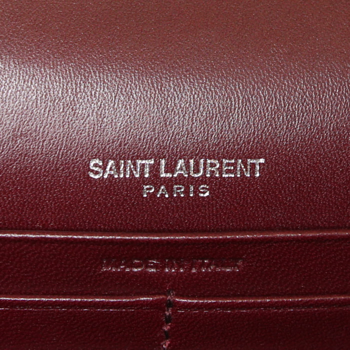 Bolso bandolera Saint Laurent Kate Pompon en terciopelo color burdeos - Detail D4
