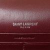 Borsa a tracolla Saint Laurent Kate Pompon in velluto bordeaux - Detail D4 thumbnail
