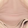 Bolso bandolera Dior  Miss Dior Promenade en cuero rosa - Detail D2 thumbnail