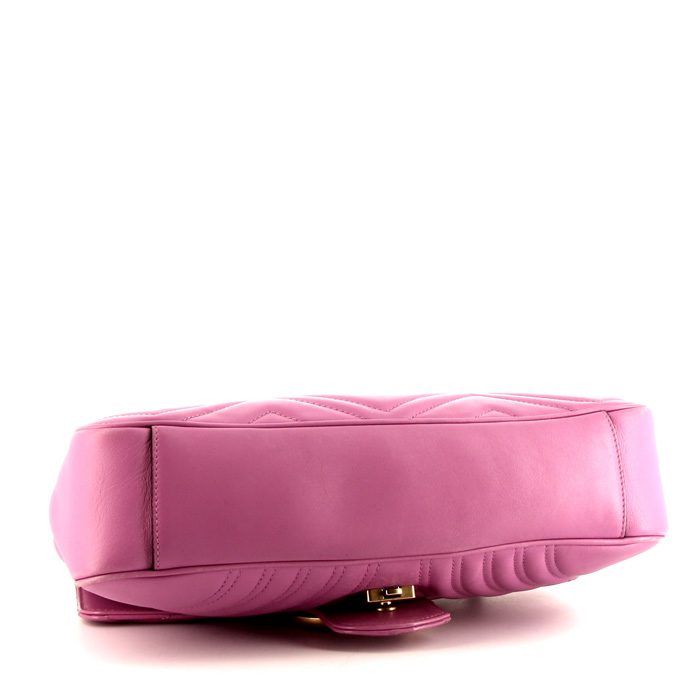 Borsa a tracolla Gucci GG Marmont modello grande in pelle trapuntata rosa con decori geometrici - Detail D5