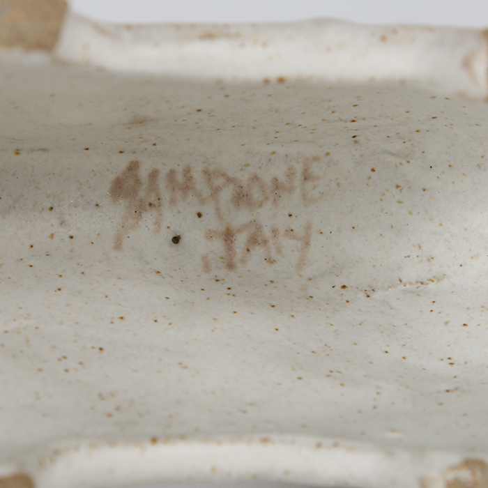 Bruno Gambone, "Éléphant", sculpture en grès émaillé, signée, création vers 1970 - Detail D4