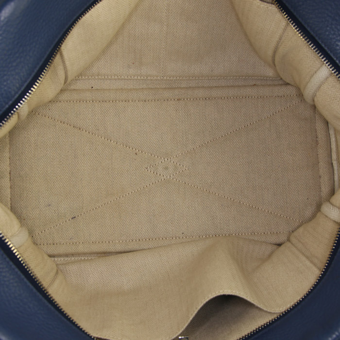 Sac à main Hermes Victoria en cuir togo bleu - Detail D2