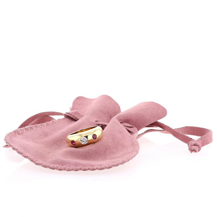 Anello Cartier in oro giallo,  diamanti e rubini - Detail D2