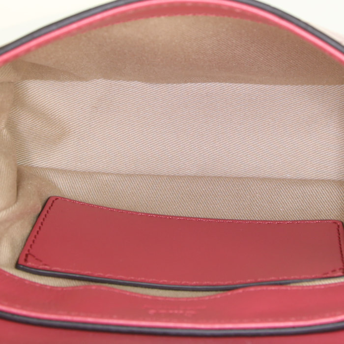 Bolso bandolera Chloé C en cuero rosa y rojo - Detail D3
