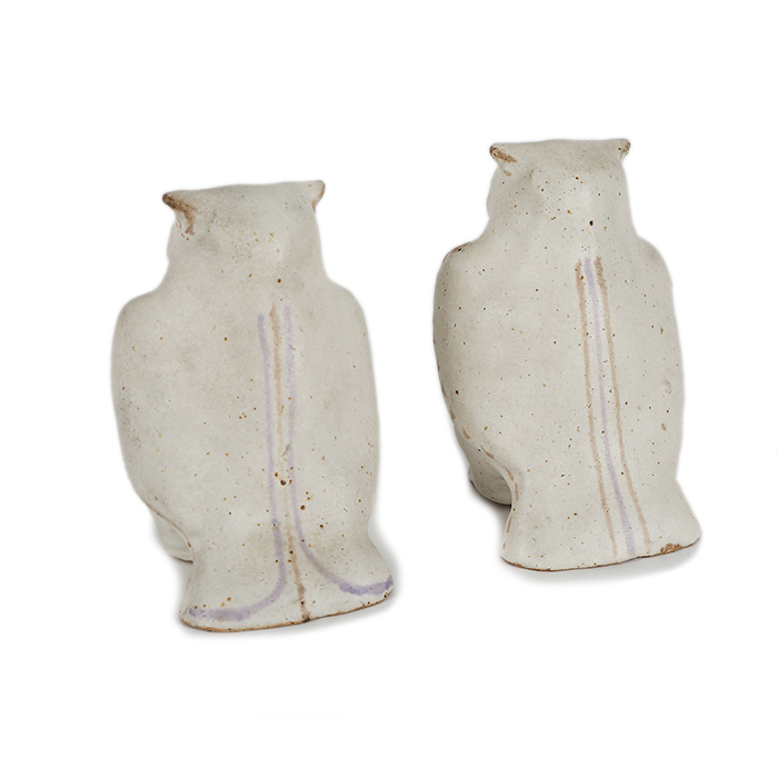Bruno Gambone, "Hiboux", deux petites sculptures en grès émaillé, signées, des années 1980 - Detail D1