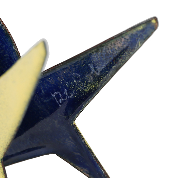 Gio Ponti, "Uccello", sculpture in enamel on copper, realized by Paolo De Poli studio, signed by the enameller, model designed in the 1950's - Detail D2