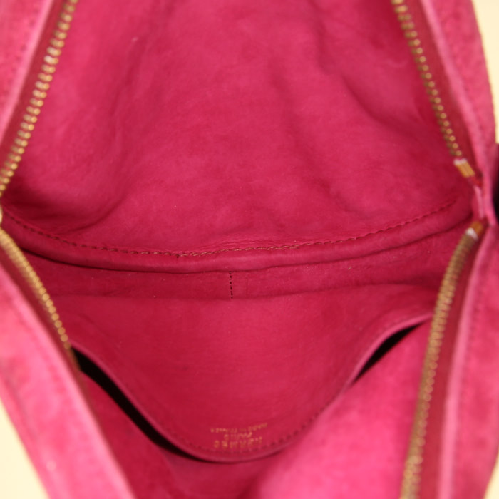 Hermès Vintage shoulder bag in pink doblis calfskin - Detail D2
