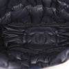 Mochila Chanel Coco Cocoon en lona acolchada plateada - Detail D2 thumbnail