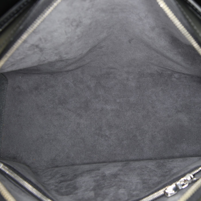 Louis Vuitton Montaigne handbag in black epi leather - Detail D2