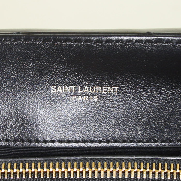 Saint Laurent Loulou medium model shoulder bag in black chevron quilted leather - Detail D4