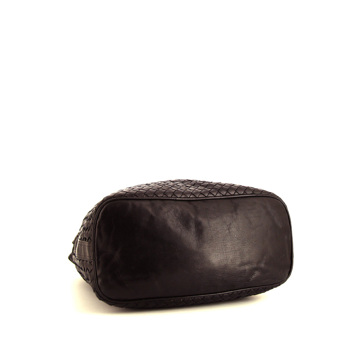 Bolso de mano Bottega Veneta Cassette en cuero intrecciato negro - Detail D4