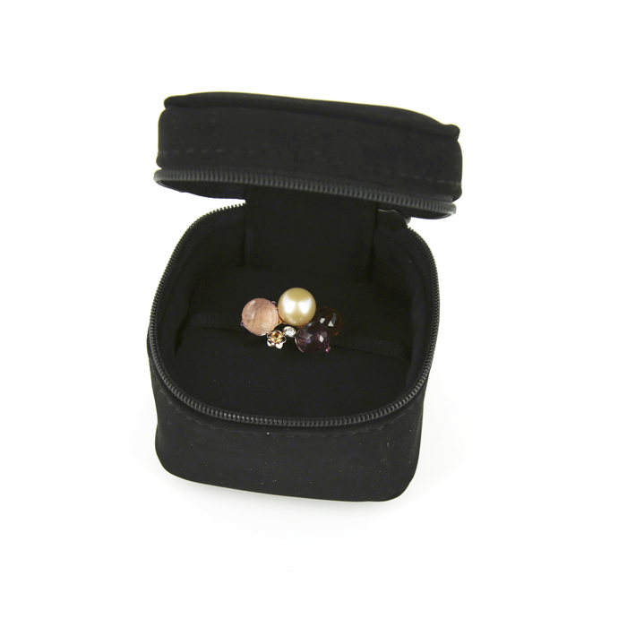 Bague Chanel Mademoiselle en or rose,  améthyste et quartz rose - Detail D2