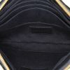 Pochette Saint Laurent en velours matelassé noir - Detail D2 thumbnail