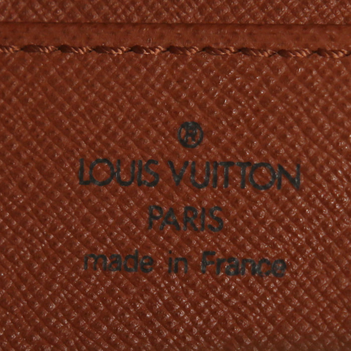 Porte-documents Louis Vuitton en toile monogram marron et cuir naturel - Detail D3