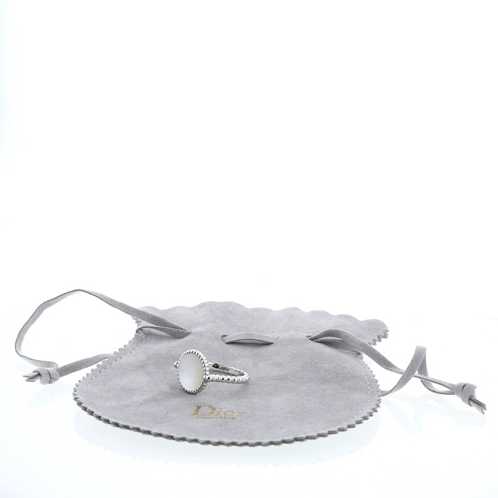 Sortija giratoria Dior Rose des vents en oro blanco,  nácar y diamante - Detail D3