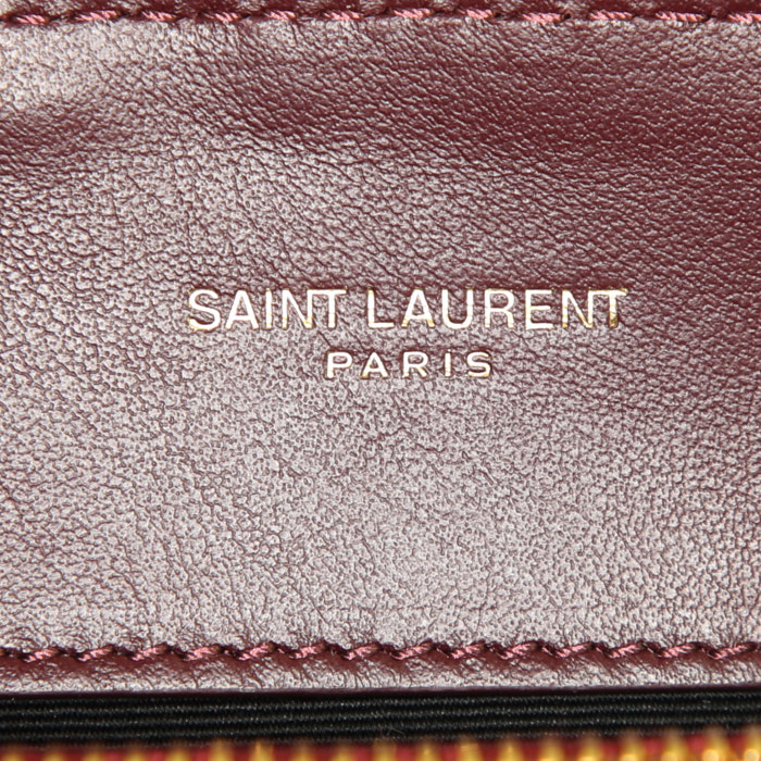 Saint Laurent Loulou medium model shoulder bag in burgundy chevron quilted leather - Detail D4
