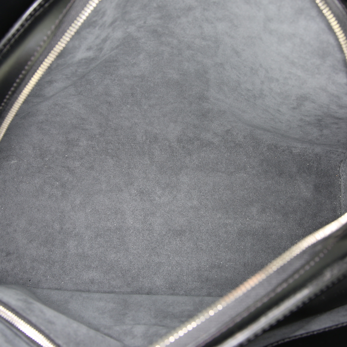 Sac à main Louis Vuitton Pont Neuf en cuir épi noir - Detail D2