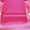 Bolso bandolera Céline Classic Box en piel de pitón rosa - Detail D2 thumbnail