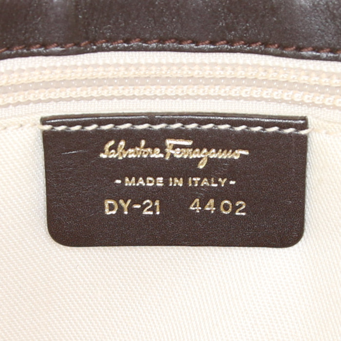 Sac à main Salvatore Ferragamo Gancini en poulain blanc et marron et cuir marron - Detail D3
