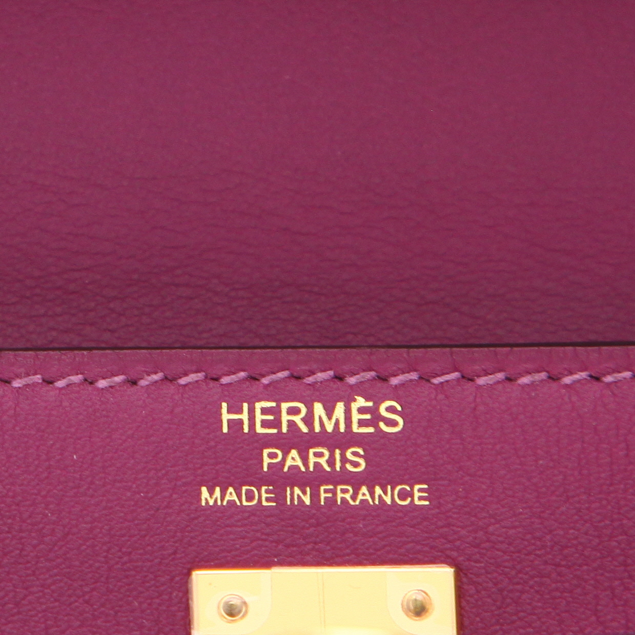Borsa Hermes Kelly 25 cm in pelle Swift viola Anemone - Detail D2