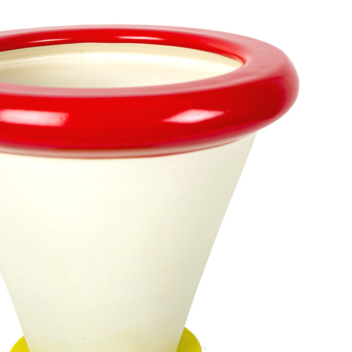 Ettore Sottsass, vase totem "Vaso per fiori", en céramique émaillée, édition Tendentse, production Alessio Sarri, tampon de l'éditeur, création 1984/85 - Detail D1