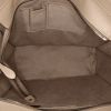 Bolso de mano Celine Luggage modelo grande en cuero granulado beige - Detail D2 thumbnail