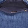 Chanel 19 shoulder bag in blue denim - Detail D3 thumbnail