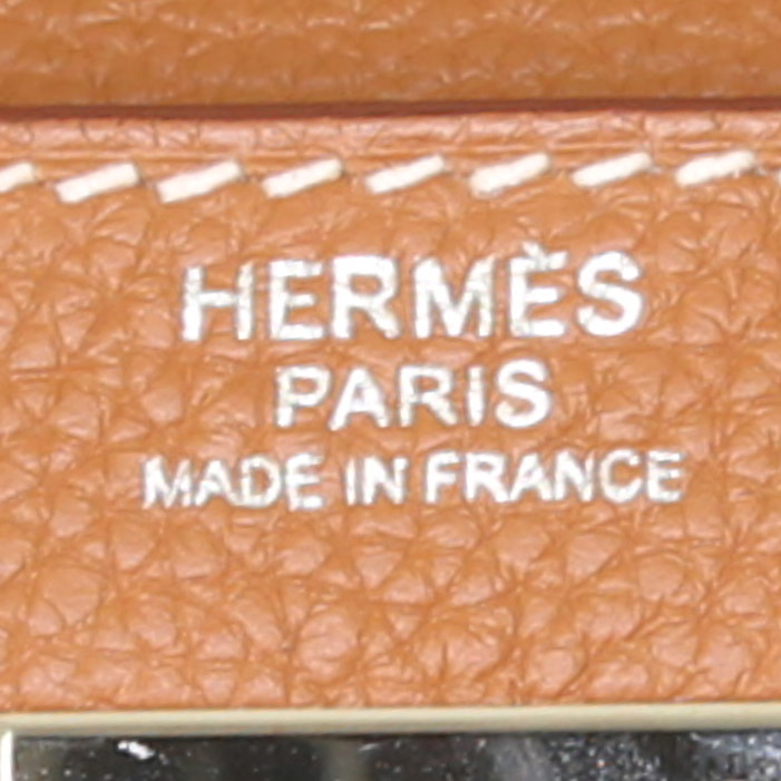 Bolso de mano Hermes Kelly 32 cm en cuero togo color oro - Detail D4