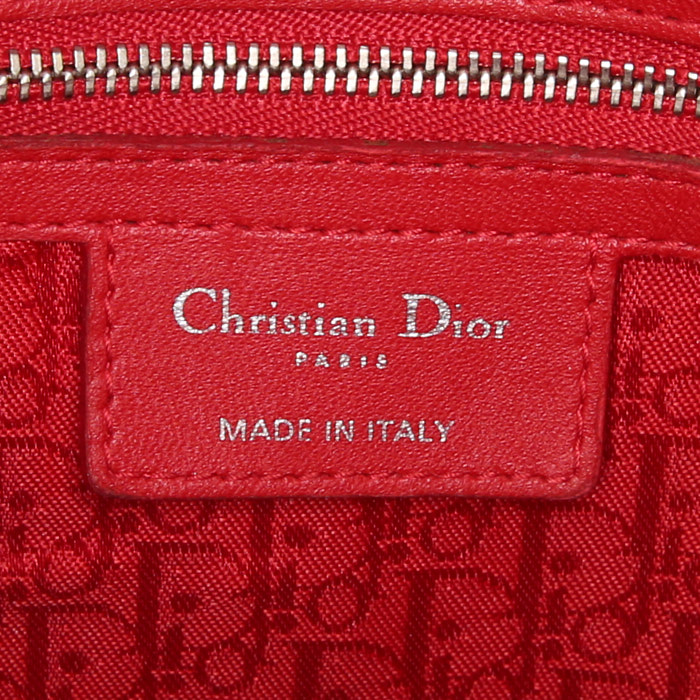 Bolso de mano Dior Lady Dior en cuero cannage rojo - Detail D3