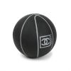 Chanel, Ballon de basket, en caoutchouc grainé noir, accessoire de sport, signé, des années 2010 - 00pp thumbnail
