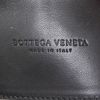 Bottega Veneta  Roma handbag  in dark grey intrecciato leather - Detail D3 thumbnail