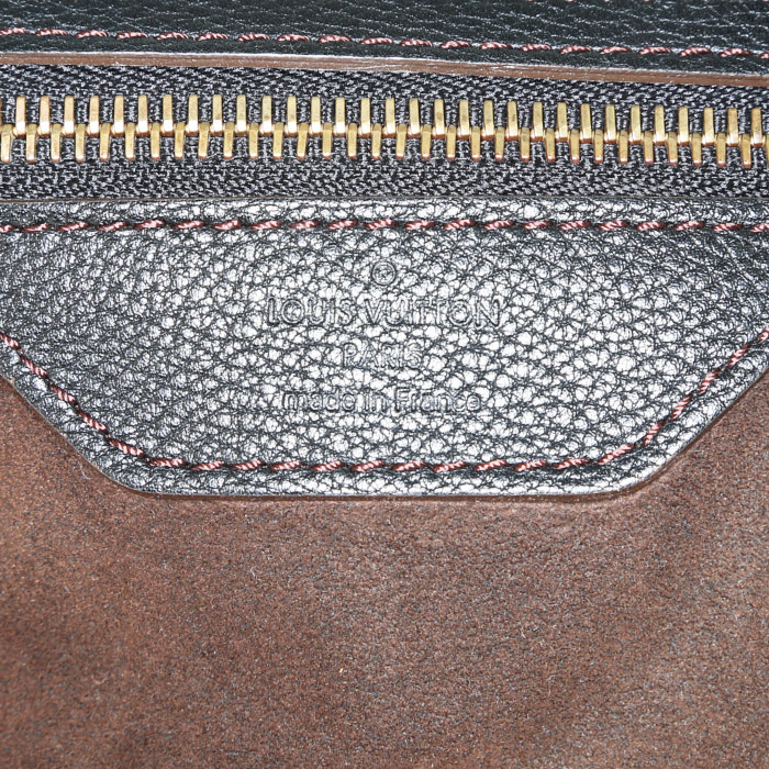 Borsa Louis Vuitton L in pelle Mahina nera - Detail D3
