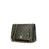 Bolso bandolera Chanel Vintage en cuero acolchado negro - 00pp thumbnail