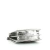 Bolso bandolera Chanel Boy en cuero acolchado plateado - Detail D5 thumbnail