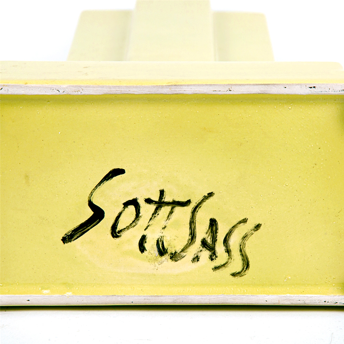 Ettore Sottsass, "Y15" sculpture vase from the Yantra series for Design Center, in green enameled ceramic, signed, designed in 1969, edition of the 1980's - Detail D4