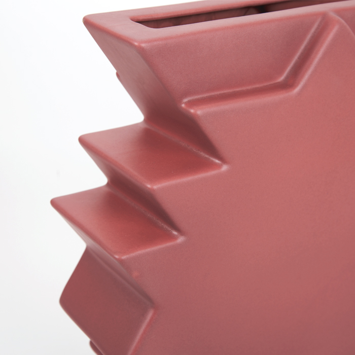 Ettore Sottsass, vase sculpture "Y28", en céramique émaillée rose, édition EAD pour la galerie Modernariato, signé, des années 1990 - Detail D3