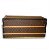 Louis Vuitton Malle Courrier 110 mail trunk in brown monogram canvas and black lozine (vulcanised fibre) - Detail D1 thumbnail