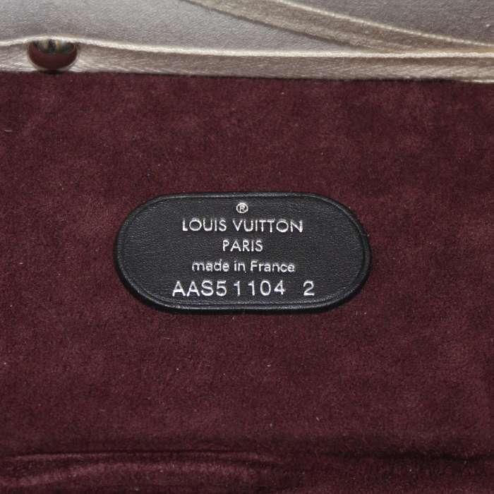 Malle à courrier Louis Vuitton Malle Courrier 110 en toile monogram marron et lozine noire - Detail D4