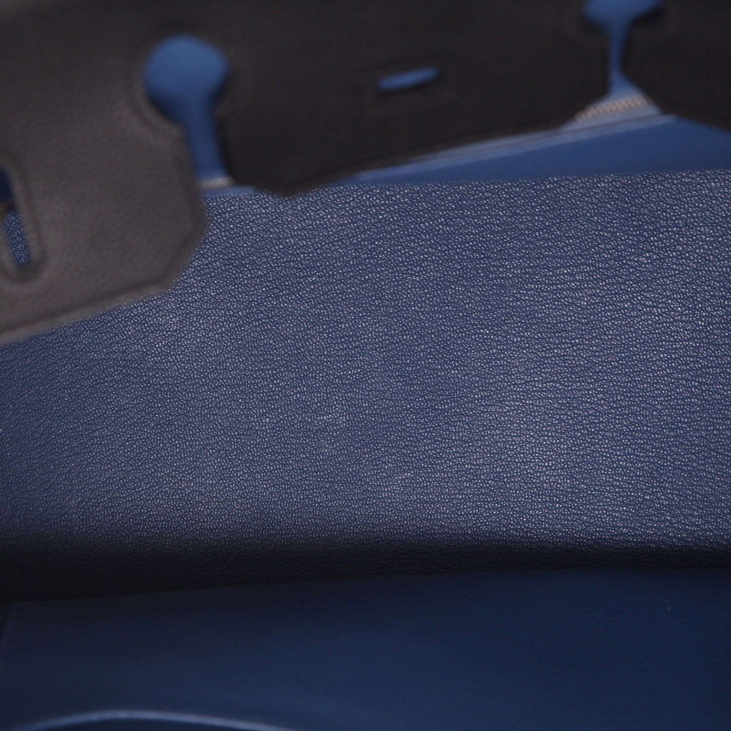 Bolso de mano Hermès  Birkin 35 cm en cuero togo negro - Detail D3