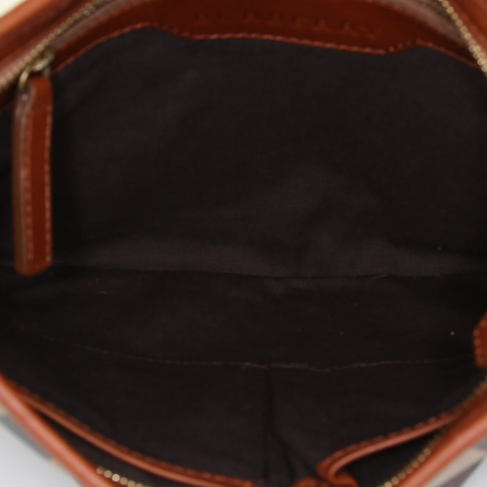 Bolso bandolera Burberry Dryden en lona Haymarket marrón y cuero marrón - Detail D2