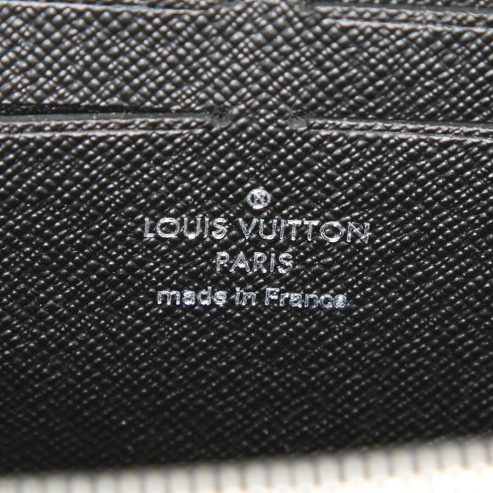 Portafogli Louis Vuitton Zippy in pelle Epi blu con motivo - Detail D3