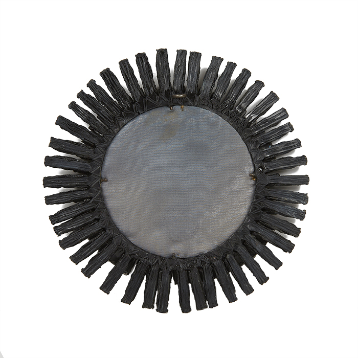 Line Vautrin, miroir sorcière "Romain", en talosel et miroirs, signé, avec son certificat d'authenticité, de la fin des années 1960 - Detail D3