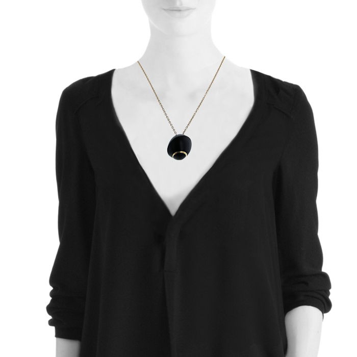 Collier Vhernier Pirouette en or rose et bois d'ébène - Detail D1
