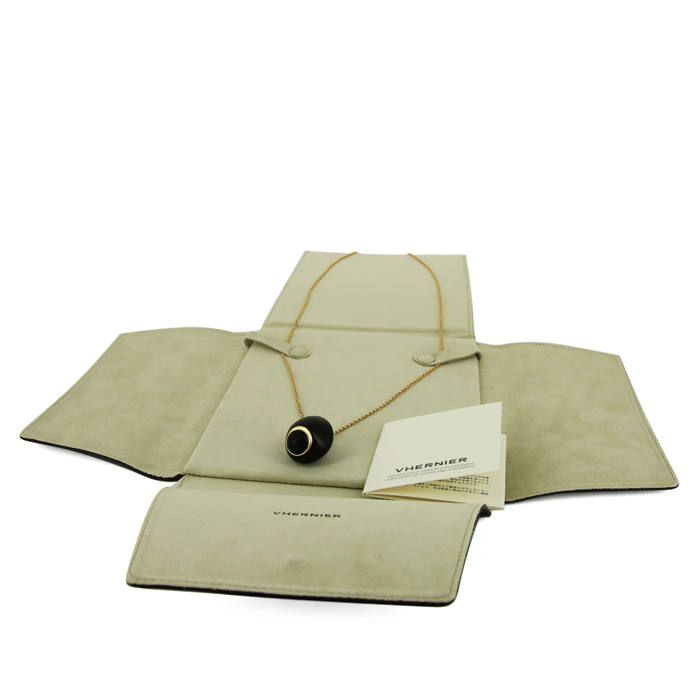 Vhernier Pirouette necklace in pink gold and ebony wood - Detail D2