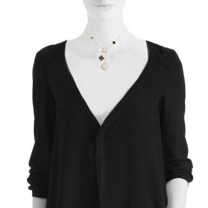 Van Cleef & Arpels Magic Alhambra necklace in yellow gold,  mother of pearl and onyx - Detail D1