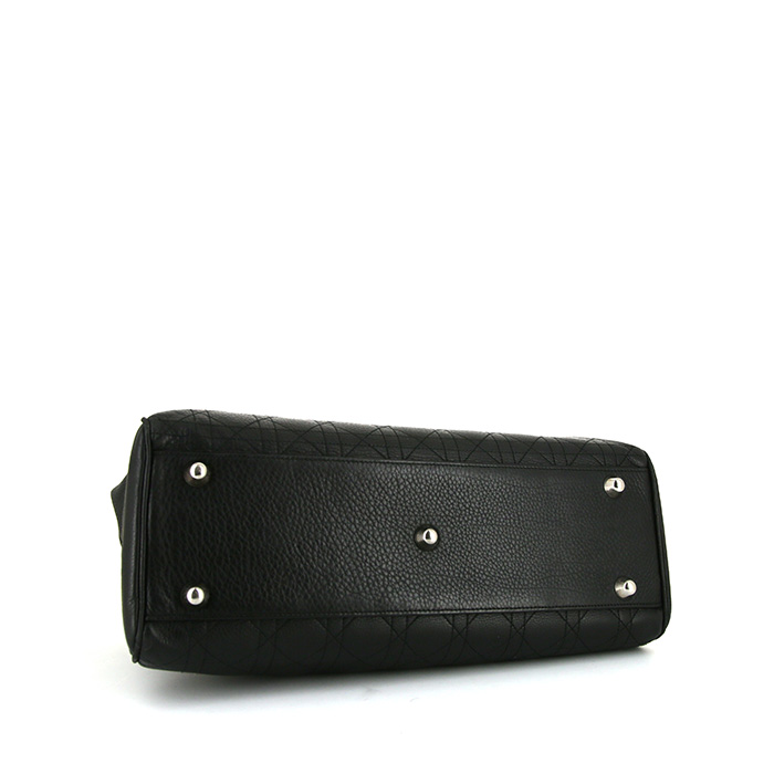 Bolso de mano Dior Vintage en cuero cannage negro - Detail D4