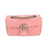 Sac bandoulière Gucci  GG Marmont petit modèle  en cuir matelassé rose - 360 thumbnail
