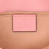 Sac bandoulière Gucci  GG Marmont petit modèle  en cuir matelassé rose - Detail D2 thumbnail