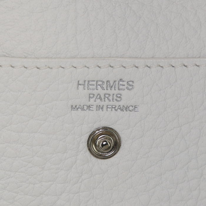 Bolsa de viaje Hermes Sac de Week-End en cuero togo blanco y lona caqui - Detail D3