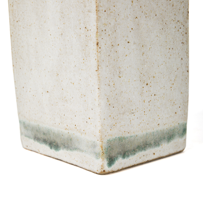 Bruno Gambone, a set of three vases, in enamelled sandstone, signed, from the 1970's - Detail D3